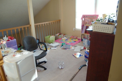 Kid-Bedroom-Organization-Step-1-Organizing-Tips-for-Girls-Bedrooms-photo-4