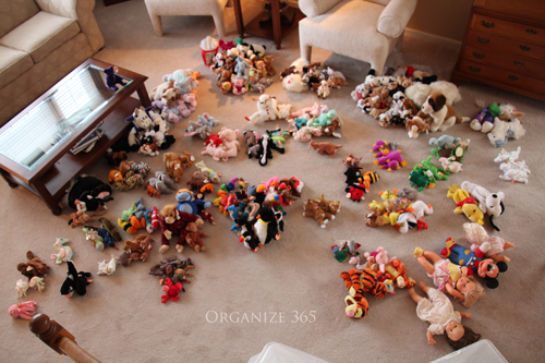 Organizing-Stuffed-Animals